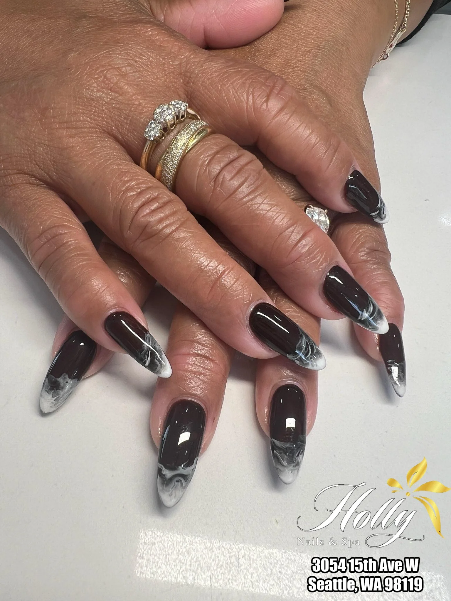 Holly Nails & Spa